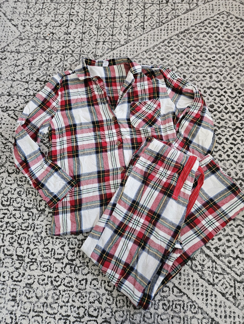 Old Navy Cotton Flannel Plaid Pajama Set Size Small